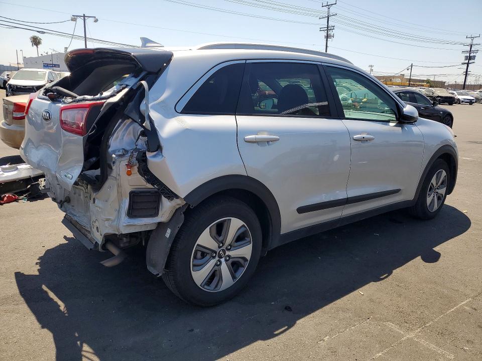 2019 Kia Niro მანქანა იყიდება აუქციონზე, vin: KNDCB3LC8K5306447, აუქციონის ნომერი: 56174926