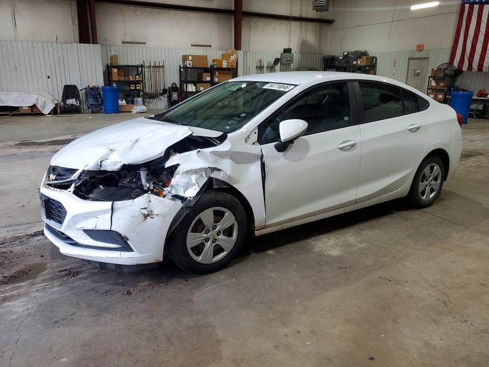 56719046 :رقم المزاد ، 1G1BC5SM8J7211638 vin ، 2018 Chevrolet Cruze مزاد بيع