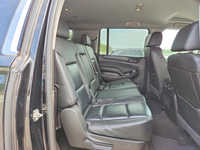 Продаж на аукціоні авто 2018 Chevrolet Suburban, vin: 1GNSKHKC4JR238611, номер лоту: 57382586