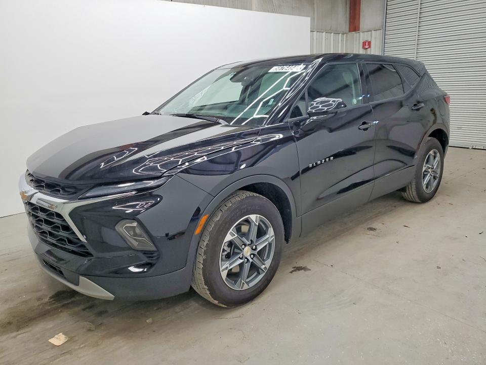 Продаж на аукціоні авто 2025 Chevrolet Blazer, vin: 3GNKBCR46SS238271, номер лоту: 56764846