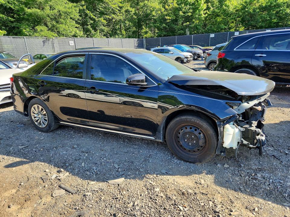 56067026 :رقم المزاد ، 4T4BF1FK4DR276011 vin ، 2013 Toyota Camry مزاد بيع