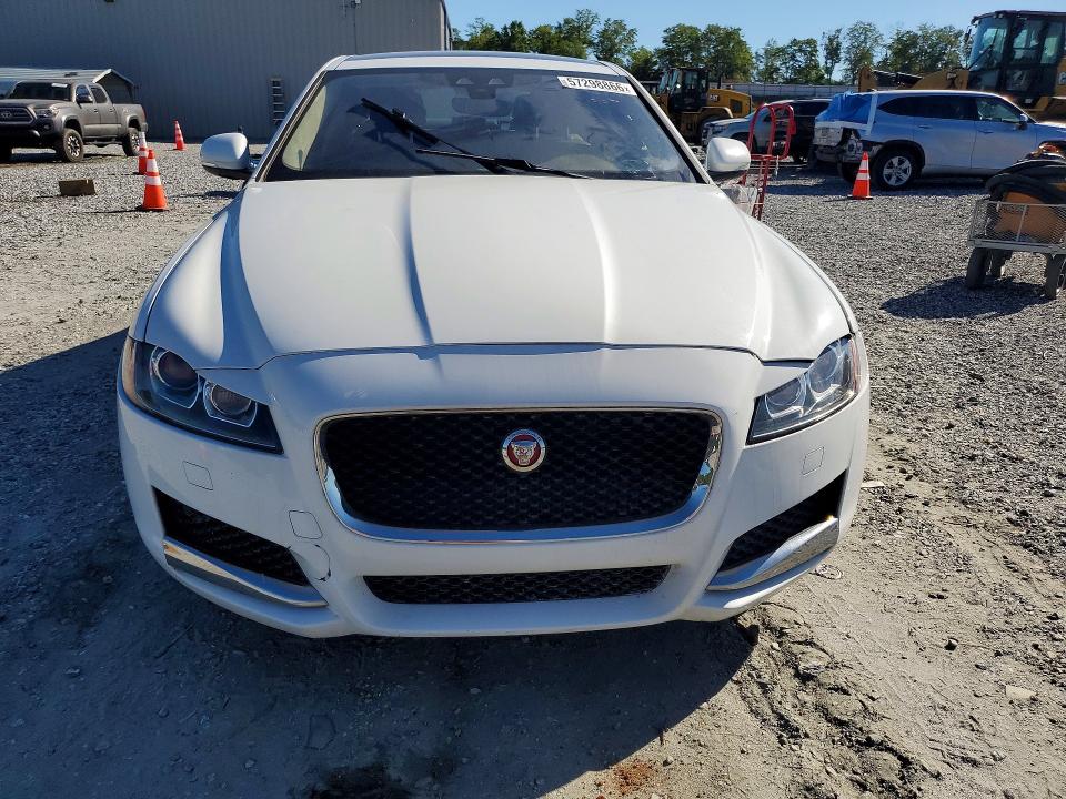 57298866 :رقم المزاد ، SAJBD4FX9KCY78845 vin ، 2019 Jaguar Xf مزاد بيع