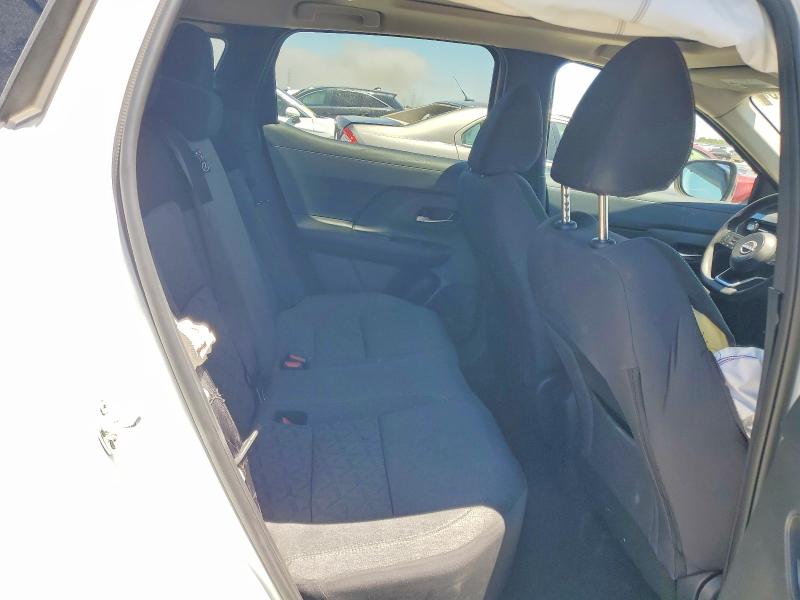 58596046 :رقم المزاد ، 3N8AP6CEXTL303633 vin ، 2026 Nissan Kicks مزاد بيع