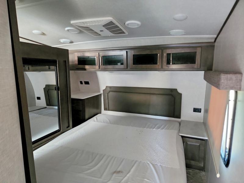 Продажа на аукционе авто 2021 Forest River Rockwood 2, vin: 4X4FRLE27M1895167, номер лота: 65478086
