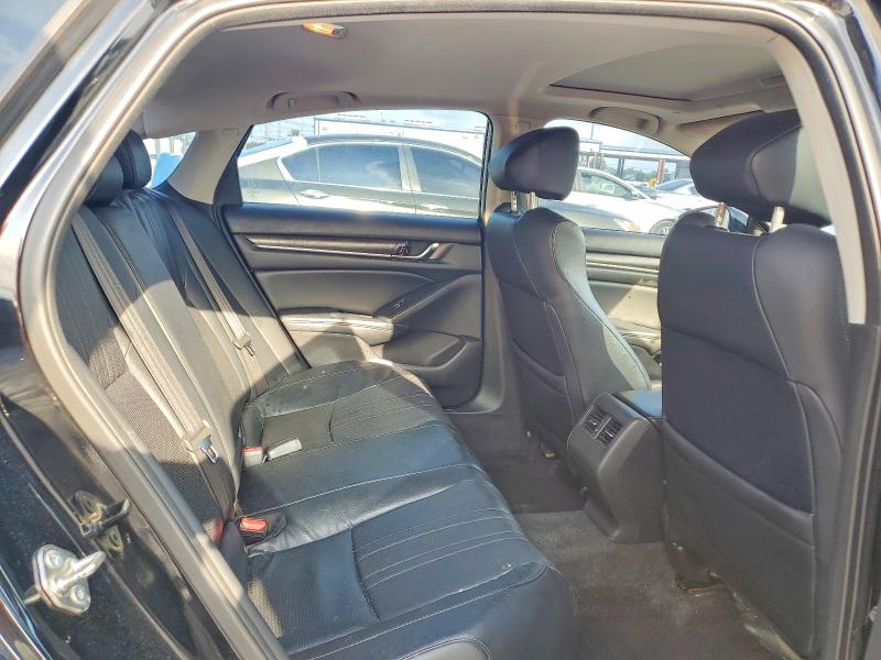 Продаж на аукціоні авто 2018 Honda Accord, vin: 1HGCV2F62JA036033, номер лоту: 59118356
