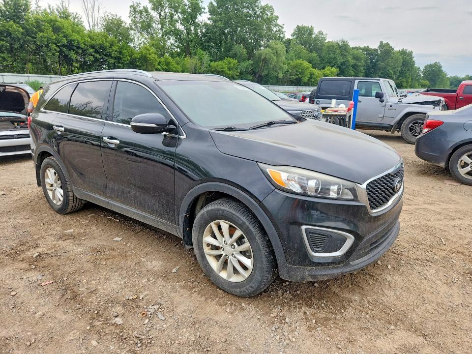 58944646 :رقم المزاد ، 5XYPG4A37GG101423 vin ، 2016 Kia Sorento مزاد بيع