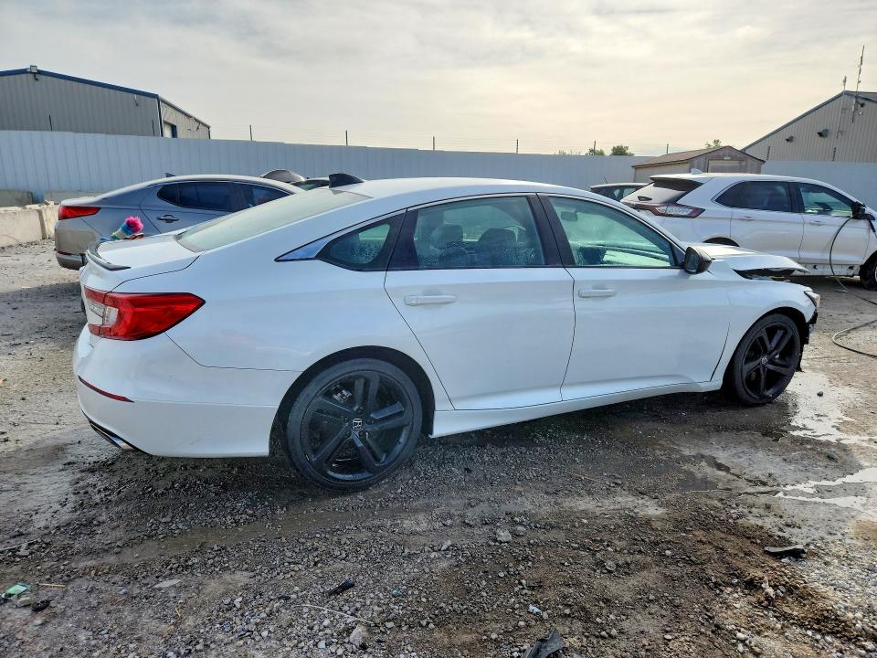 Продажа на аукционе авто 2022 Honda Accord, vin: 1HGCV1F37NA124176, номер лота: 54964956