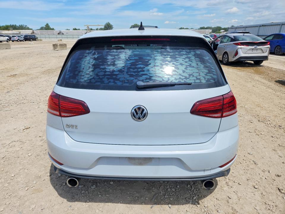 2018 Volkswagen Gti მანქანა იყიდება აუქციონზე, vin: 3VW547AU8JM256662, აუქციონის ნომერი: 57550506