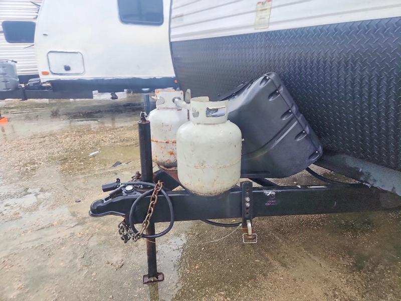 57316806 :رقم المزاد ، 4YDT30324H3151710 vin ، 2017 Keystone Rv Springdale مزاد بيع