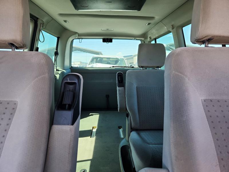 57187786 :رقم المزاد ، WV2KB47082H066379 vin ، 2002 Volkswagen Eurovan مزاد بيع