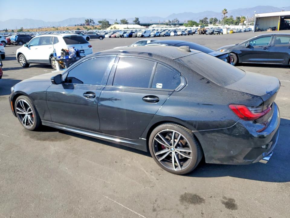 56525916 :رقم المزاد ، 3MW5U7J02N8C22972 vin ، 2022 Bmw M340i مزاد بيع