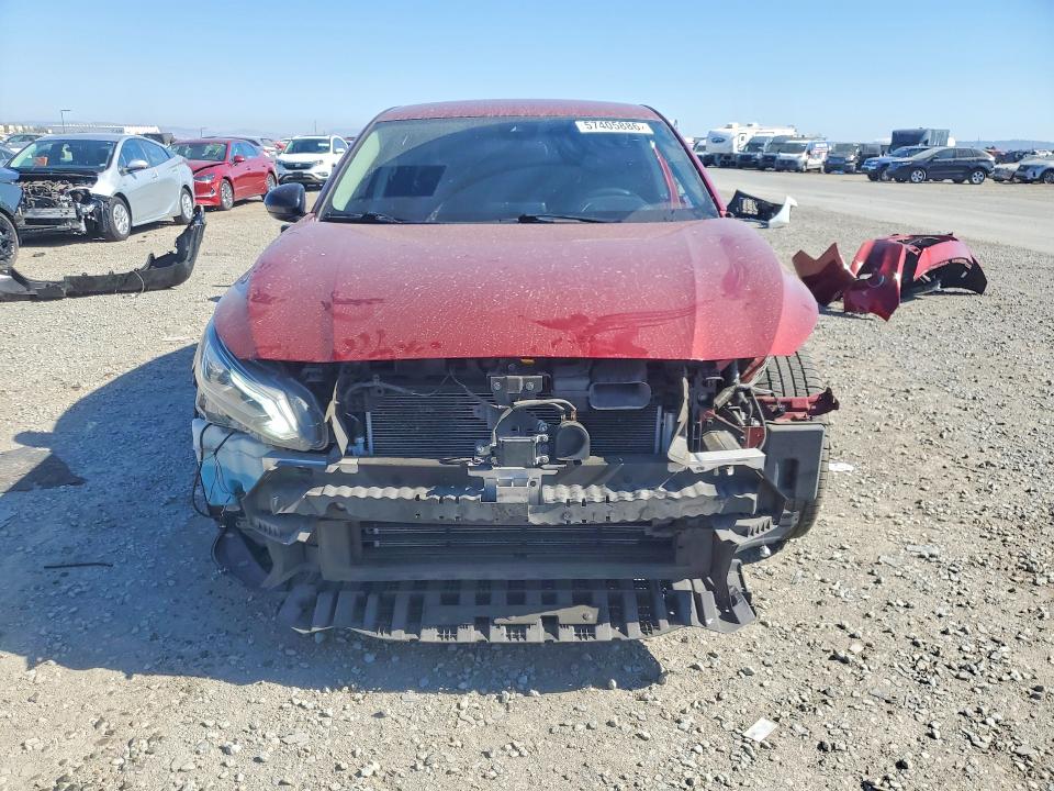 57405886 :رقم المزاد ، 1N4BL4CV5MN382443 vin ، 2021 Nissan Altima مزاد بيع