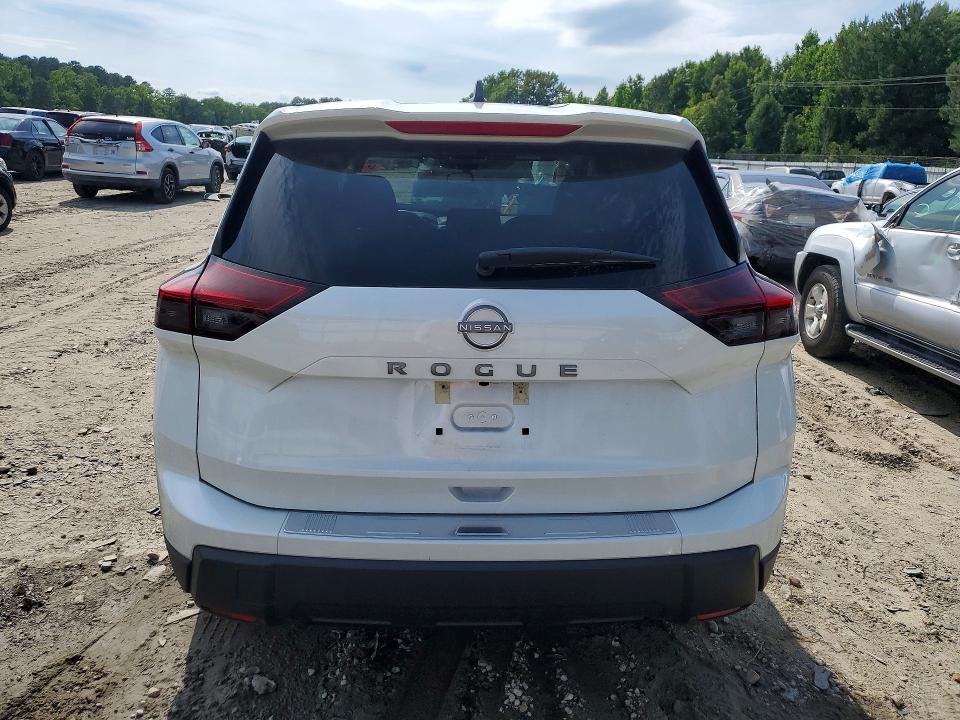 56800526 :رقم المزاد ، 5N1BT3BA4TC783815 vin ، 2026 Nissan Rogue مزاد بيع