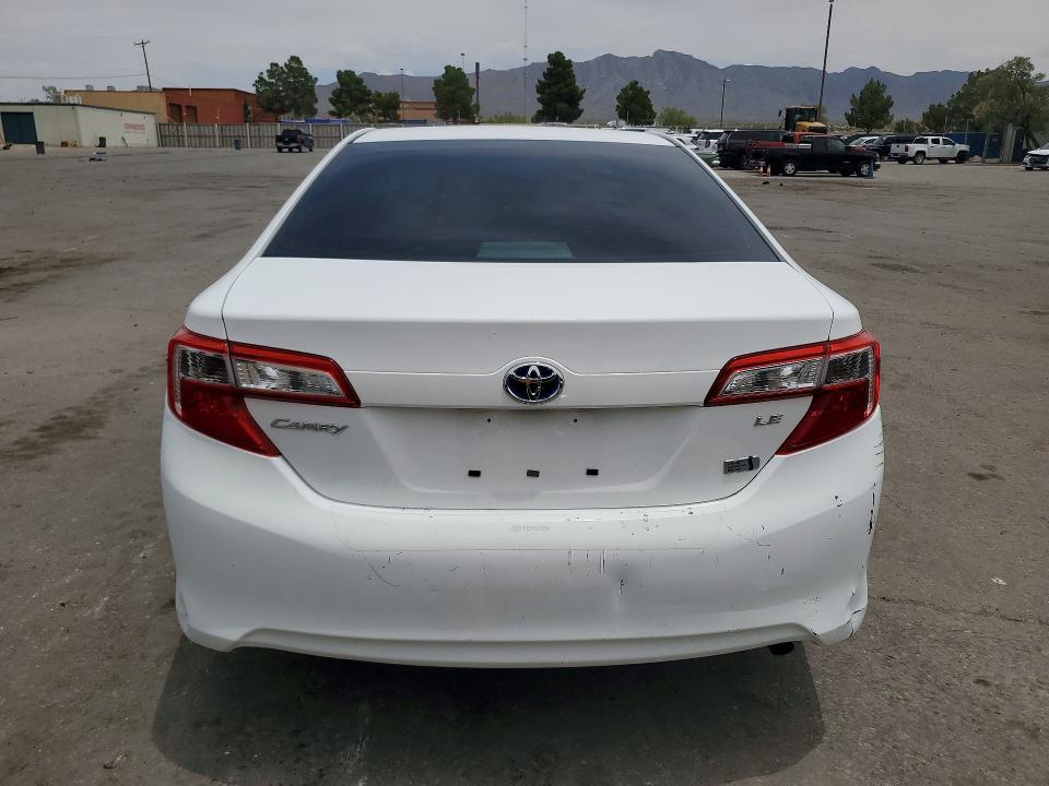 2014 Toyota Camry Hybrid მანქანა იყიდება აუქციონზე, vin: 4T1BD1FK4EU108483, აუქციონის ნომერი: 57438536