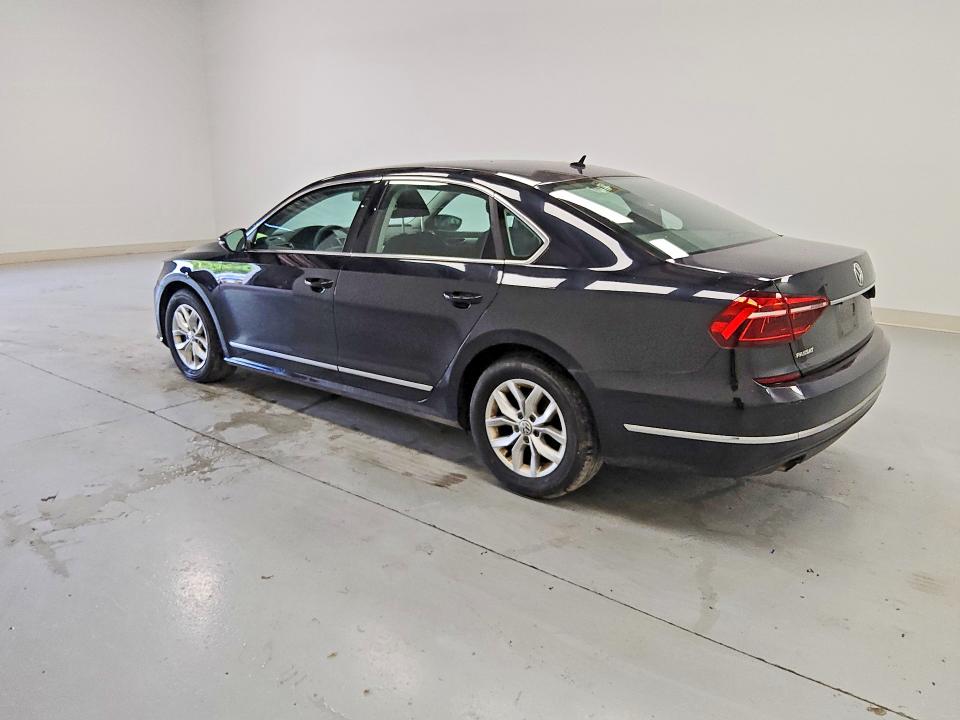 Продажа на аукционе авто 2017 Volkswagen Passat, vin: 1VWAT7A35HC007787, номер лота: 53573586