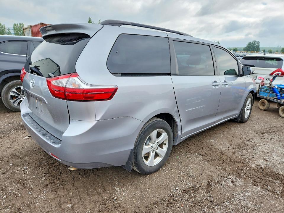 Продаж на аукціоні авто 2017 Toyota Sienna, vin: 5TDKZ3DC3HS889907, номер лоту: 58612036