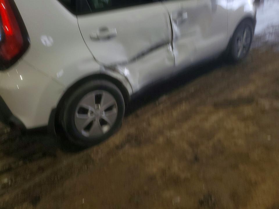 Продажа на аукционе авто 2015 Kia Soul, vin: KNDJP3A54F7164959, номер лота: 56137456