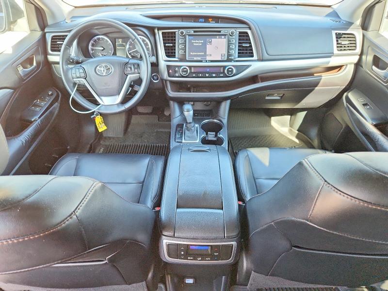 2015 Toyota Highlander მანქანა იყიდება აუქციონზე, vin: 5TDKKRFHXFS112332, აუქციონის ნომერი: 57551526