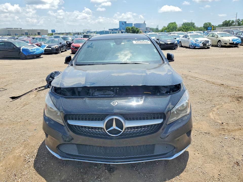 54560356 :رقم المزاد ، WDDSJ4GB0JN554363 vin ، 2018 Mercedes-benz Cla مزاد بيع