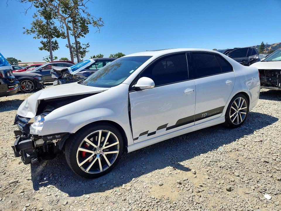2010 Volkswagen Jetta მანქანა იყიდება აუქციონზე, vin: 3VWHL7AJ8AM180110, აუქციონის ნომერი: 58326696