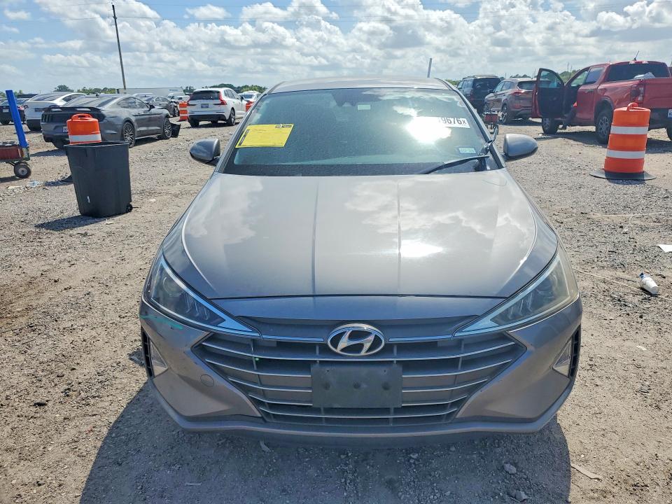 2020 Hyundai Elantra მანქანა იყიდება აუქციონზე, vin: KMHD74LFXLU107506, აუქციონის ნომერი: 56719676