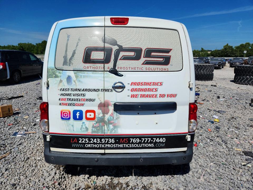 56518506 :رقم المزاد ، 3N6CM0KN1FK714289 vin ، 2015 Nissan Nv200 مزاد بيع