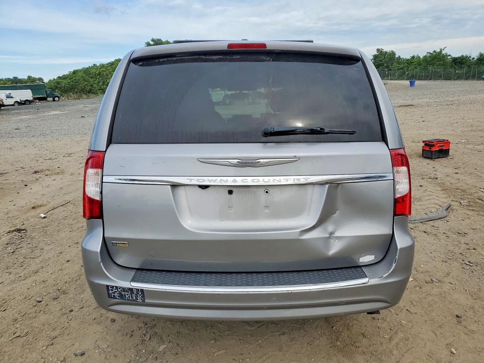 2015 Chrysler Town & Country მანქანა იყიდება აუქციონზე, vin: 2C4RC1BG6FR534536, აუქციონის ნომერი: 58138246