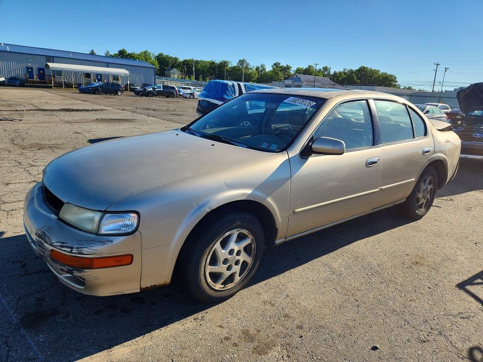 1998 Nissan Maxima მანქანა იყიდება აუქციონზე, vin: JN1CA21A0WM807264, აუქციონის ნომერი: 58378126