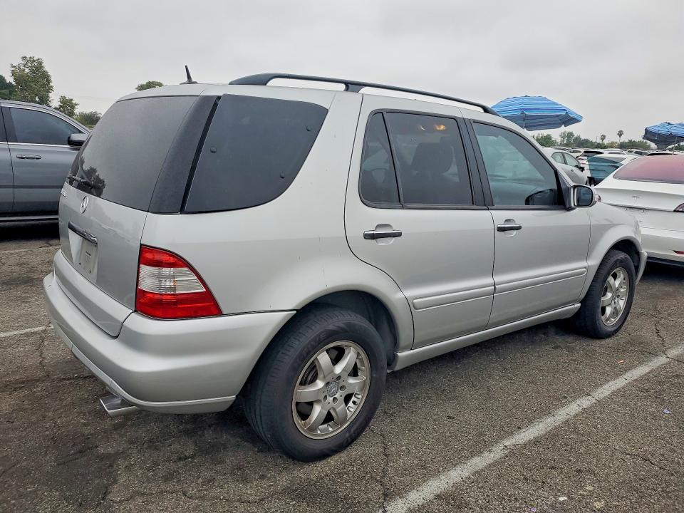 57750966 :رقم المزاد ، 4JGAB75E92A324357 vin ، 2002 Mercedes-benz Ml مزاد بيع