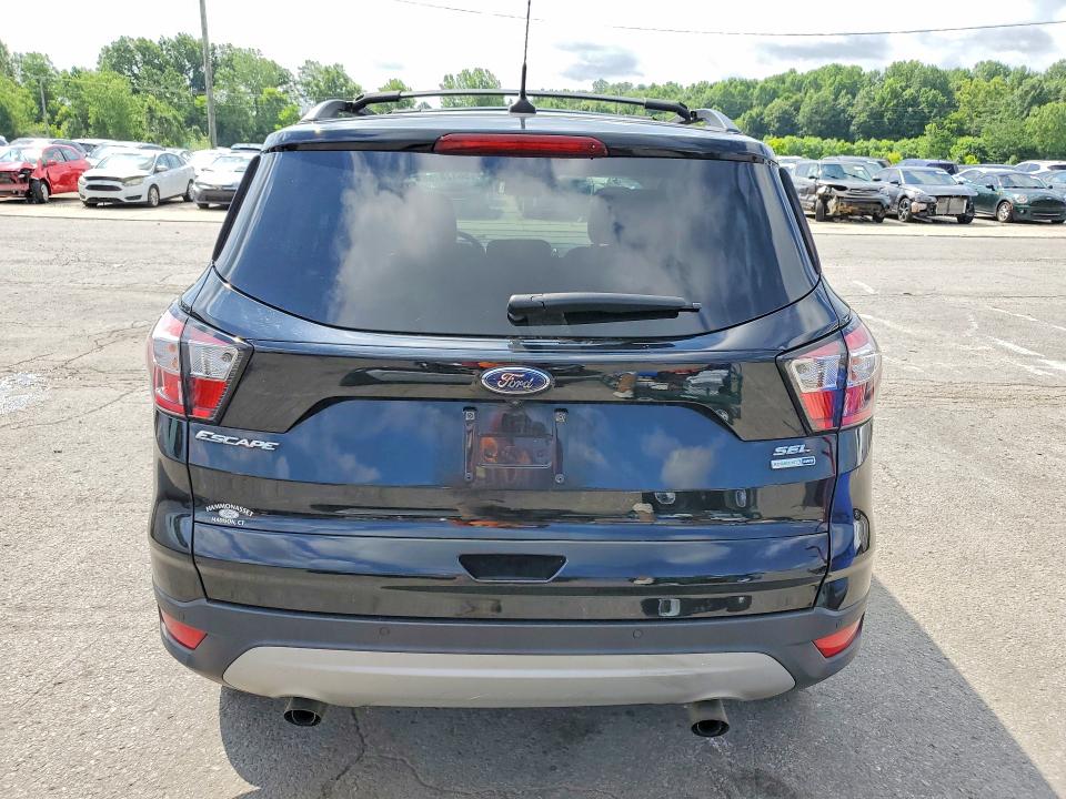 Продаж на аукціоні авто 2018 Ford Escape, vin: 1FMCU9HD7JUC16236, номер лоту: 56120256