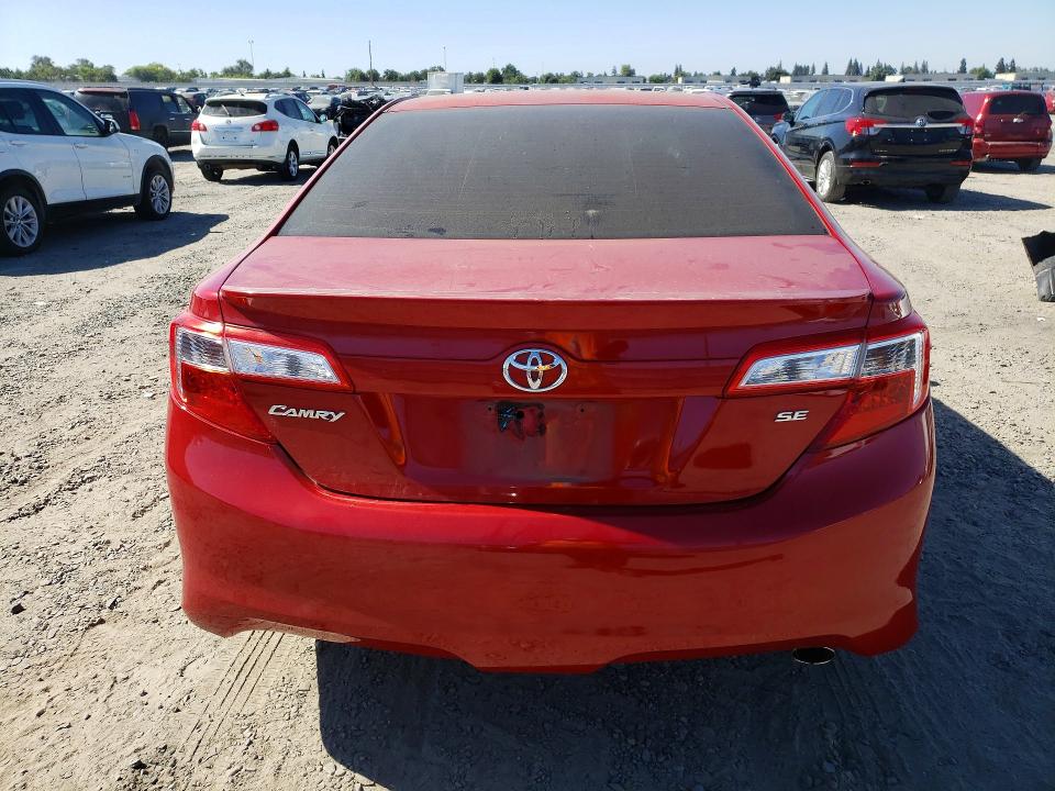 58738506 :رقم المزاد ، 4T1BF1FK7EU754546 vin ، 2014 Toyota Camry مزاد بيع