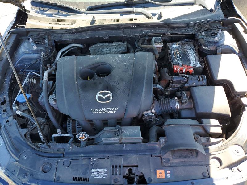 58591106 :رقم المزاد ، 3MZBN1U72JM199801 vin ، 2018 Mazda 3 مزاد بيع