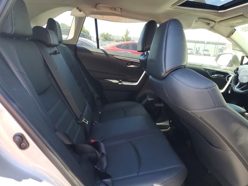 Продажа на аукционе авто 2025 Toyota Rav4, vin: JTMB6RFV8SD570712, номер лота: 57894436