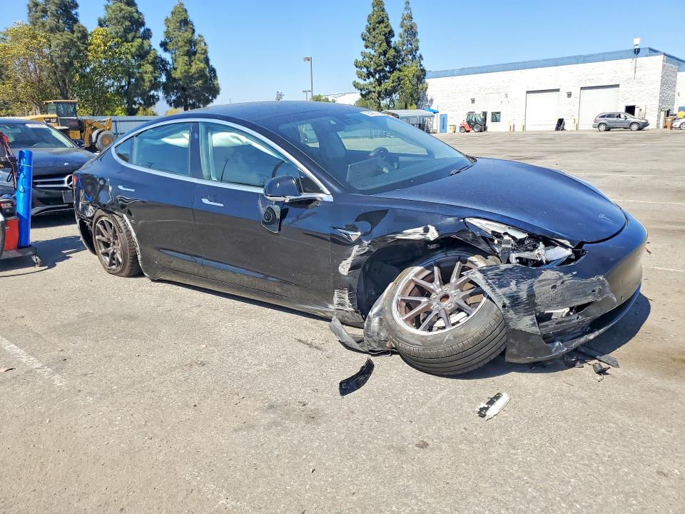 Продажа на аукционе авто 2020 Tesla Model 3, vin: 5YJ3E1EA6LF633694, номер лота: 58408146
