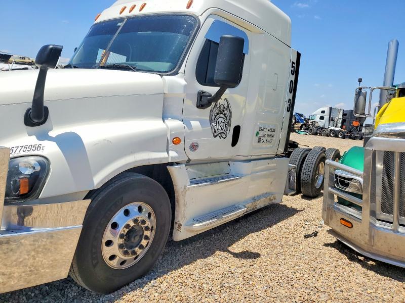 Продажа на аукционе авто 2019 Freightliner Cascadia 125, vin: 3AKJGLDRXKDKD9032, номер лота: 56775956