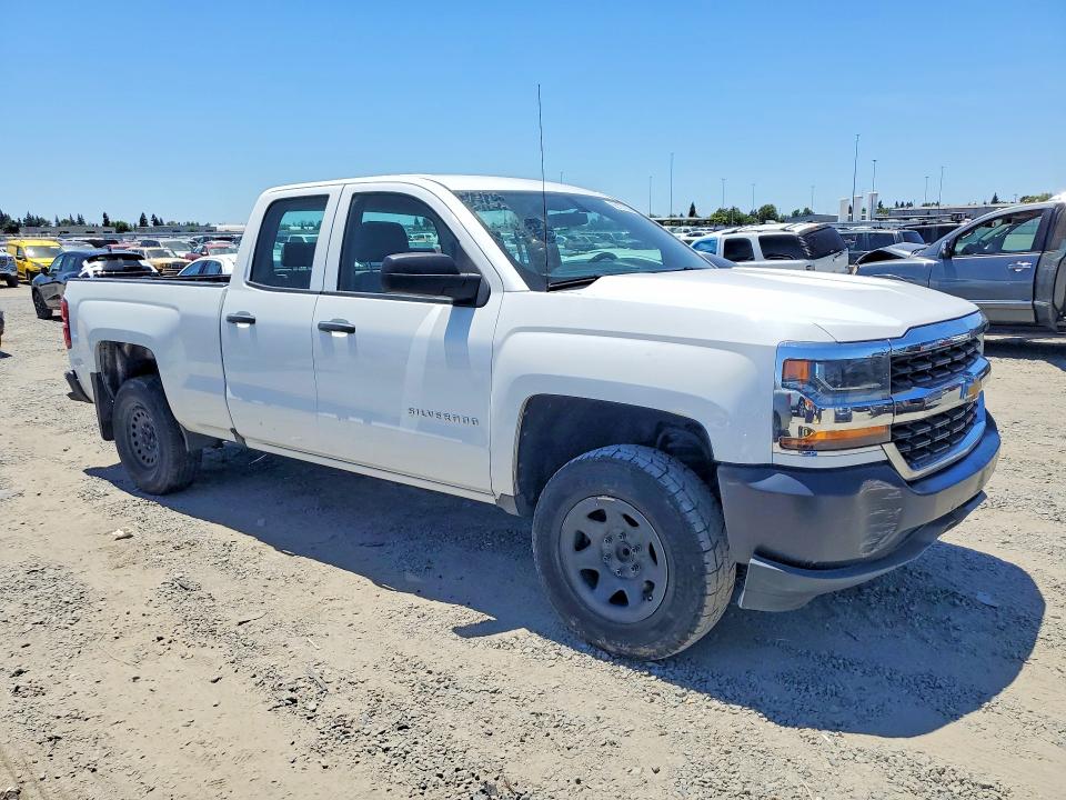 Продаж на аукціоні авто 2018 Chevrolet Silverado, vin: 1GCRCNEHXJZ143383, номер лоту: 56187656