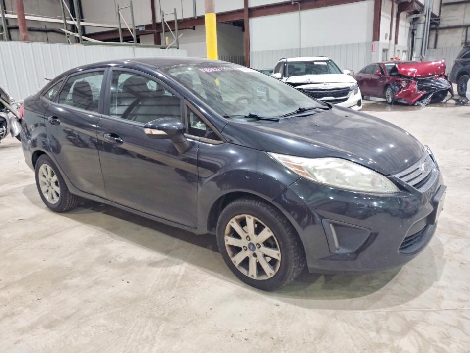 58553436 :رقم المزاد ، 3FADP4BJ2DM167186 vin ، 2013 Ford Fiesta مزاد بيع
