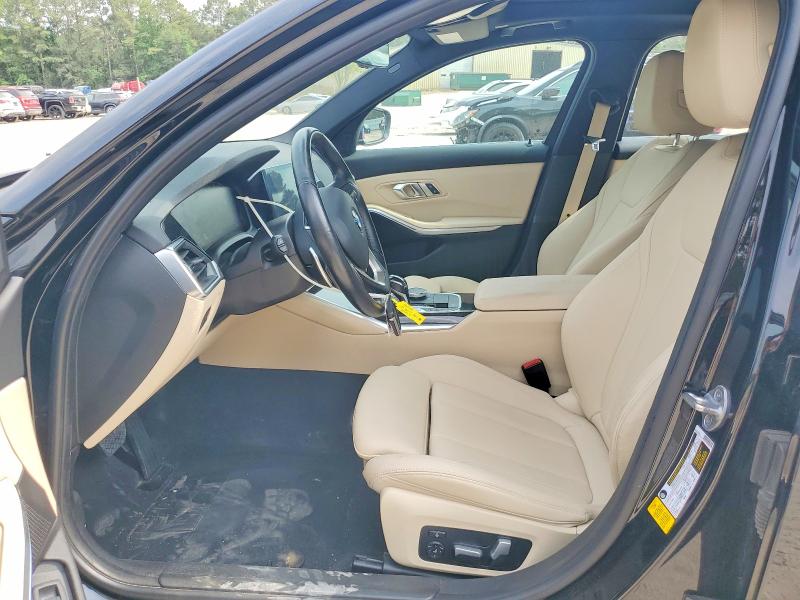 56656706 :رقم المزاد ، 3MW5R1J05M8B69228 vin ، 2021 Bmw 330i مزاد بيع
