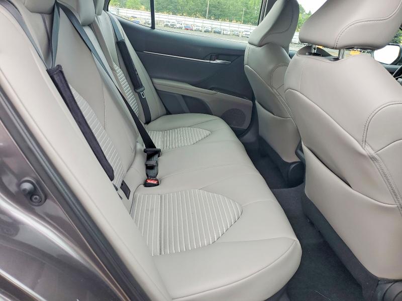 2022 Toyota Camry Hybrid მანქანა იყიდება აუქციონზე, vin: 4T1G31AK7NU576367, აუქციონის ნომერი: 57731136
