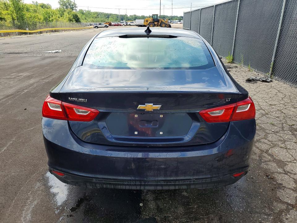 58799506 :رقم المزاد ، 1G1ZD5ST2JF108269 vin ، 2018 Chevrolet Malibu مزاد بيع
