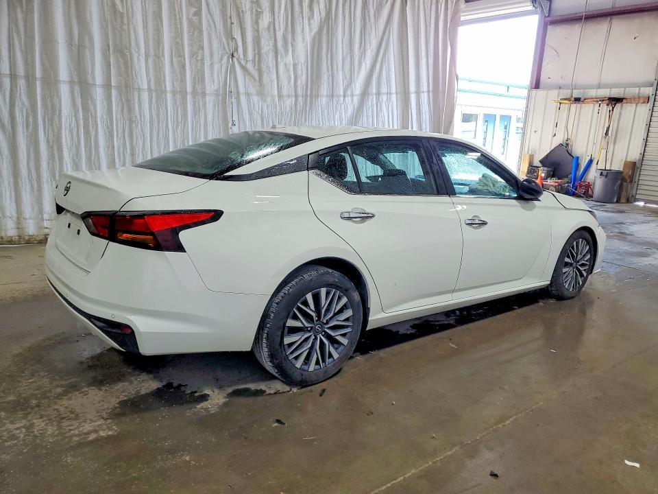 76293365 :رقم المزاد ، 1N4BL4DVXSN374186 vin ، 2025 Nissan Altima مزاد بيع