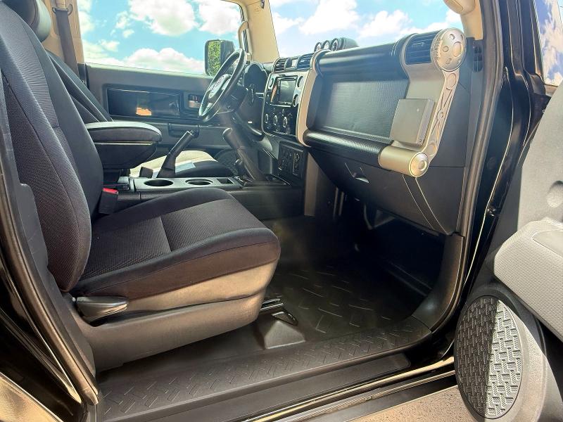 57045616 :رقم المزاد ، JTEBU11F770018393 vin ، 2007 Toyota Fj Cruiser مزاد بيع