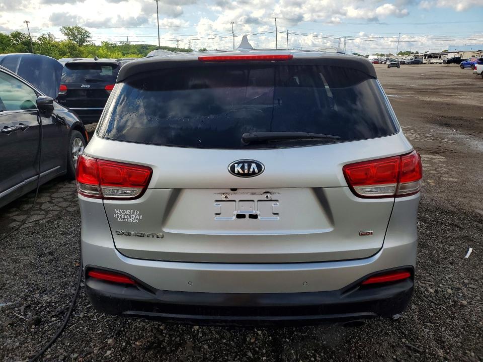 57741156 :رقم المزاد ، 5XYPG4A31JG424065 vin ، 2018 Kia Sorento مزاد بيع