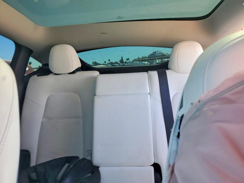 56351876 :رقم المزاد ، 7SAYGAEE7RF185593 vin ، 2024 Tesla Model Y مزاد بيع