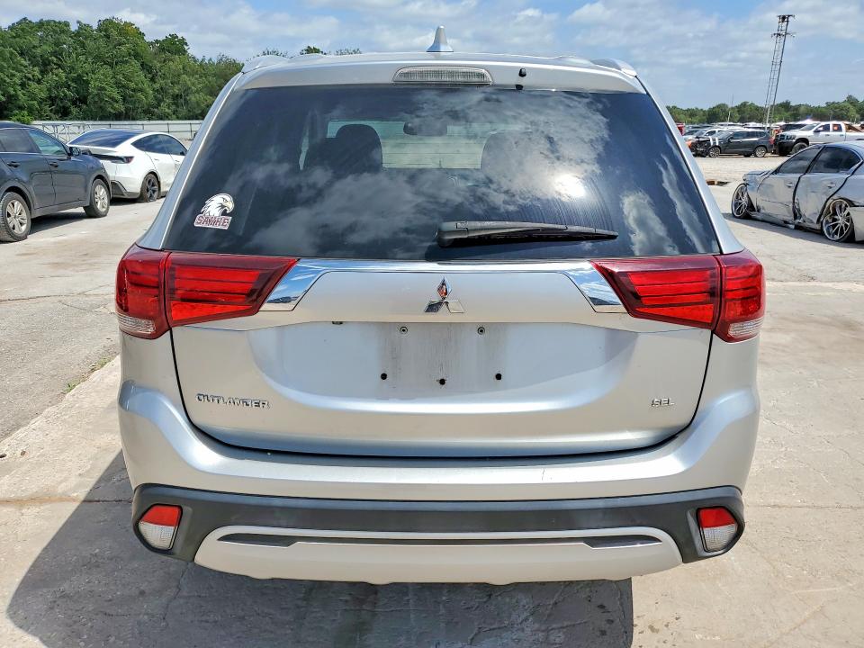 2020 Mitsubishi Outlander მანქანა იყიდება აუქციონზე, vin: JA4AD3A35LZ025442, აუქციონის ნომერი: 56332156