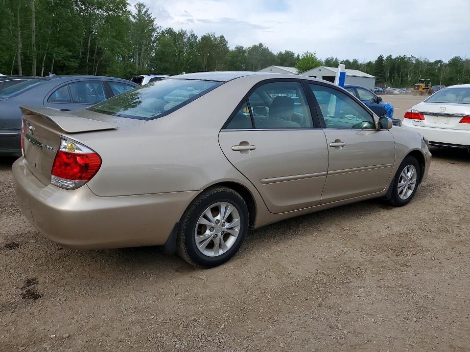 2005 Toyota Camry მანქანა იყიდება აუქციონზე, vin: 4T1BE32K85U635909, აუქციონის ნომერი: 57300846