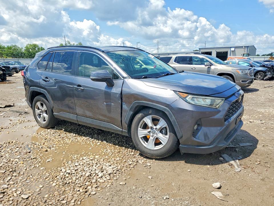 Продажа на аукционе авто 2019 Toyota Rav4, vin: JTMP1RFV3KJ005743, номер лота: 58120376