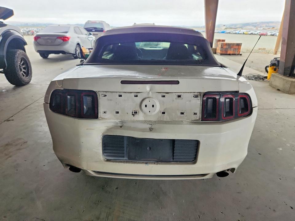58306376 :رقم المزاد ، 1ZVBP8EM1D5224690 vin ، 2013 Ford Mustang مزاد بيع