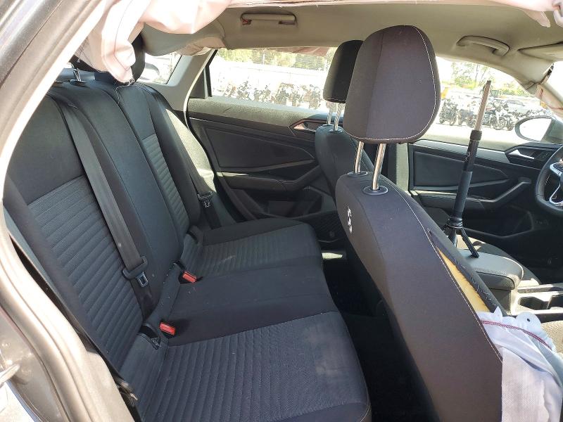 55813906 :رقم المزاد ، 3VW5X7BU6SM001001 vin ، 2025 Volkswagen Jetta مزاد بيع