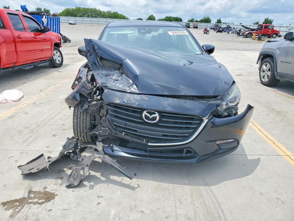58842606 :رقم المزاد ، 3MZBN1V3XJM204254 vin ، 2018 Mazda 3 مزاد بيع